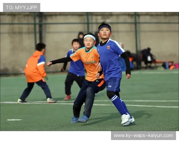 足球进攻速度太快,摄影师跟不上?如何解决这个问题 足球进攻速度太快,摄影师跟不上?如何解决这个问题